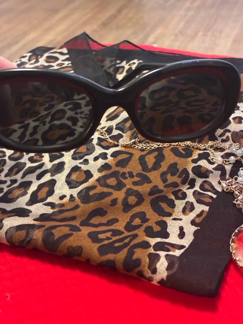 Breakfast at Tiffany’s Bundle: Vintage Leopard Scarf, Gold Necklace, Blk Shades - Picture 7 of 13